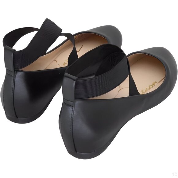 Jessica Simpson Black Loafers with Sleek Design - Picture 2 of 5